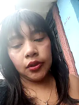 Snapshot of Dulce_Pettit chatting on October 20, 2025, 6:08 pm Dulce Pettit online show from October 20, 2025, 6:08 pm