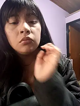 Snapshot of Dulce_Pettit chatting on October 27, 2025, 12:53 pm Dulce Pettit online show from October 27, 2025, 12:53 pm