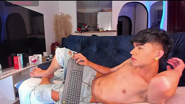 Snapshot of Steven_baby69 chatting on September 18, 2025, 2:57 am Steven baby69 online show from September 18, 2025, 2:57 am