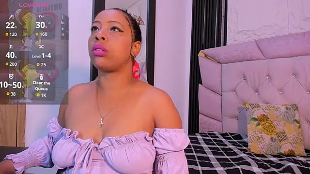 Snapshot of Faver_ chatting on October 7, 2025, 12:24 pm Faver  online show from October 7, 2025, 12:24 pm