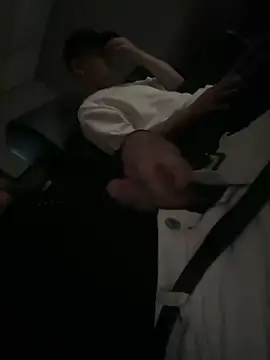 Snapshot of Ranthru13 chatting on September 25, 2025, 7:01 am Ranthru13 online show from September 25, 2025, 7:01 am