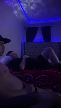 Snapshot of Ranthru13 chatting on October 11, 2025, 6:01 am Ranthru13 online show from October 11, 2025, 6:01 am