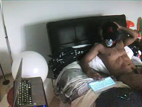 hnhgay online show from June 3, 2026, 5:29 pm