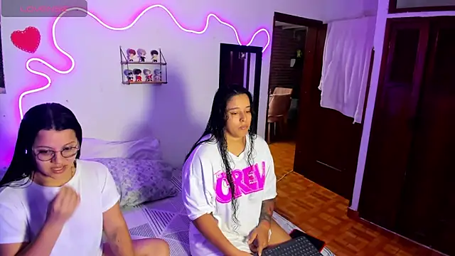 Dilan and Mia online show from May 6, 2026, 12:19 am