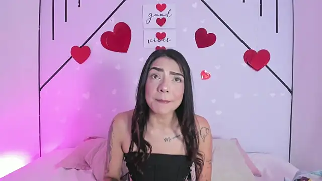 MiahCornell  online show from February 14, 2026, 7:54 pm