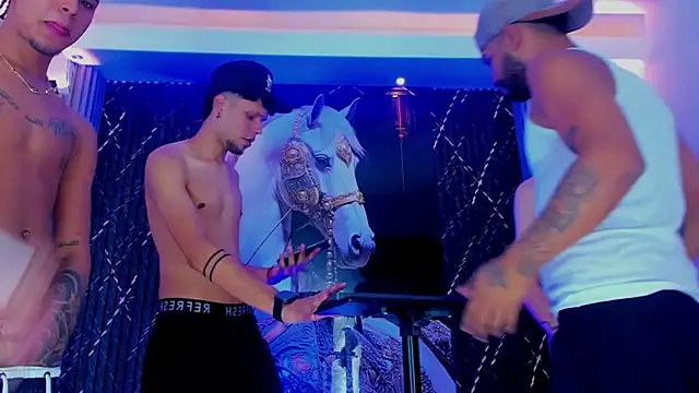 Dominic Max  online show from September 10, 2025, 7:30 am