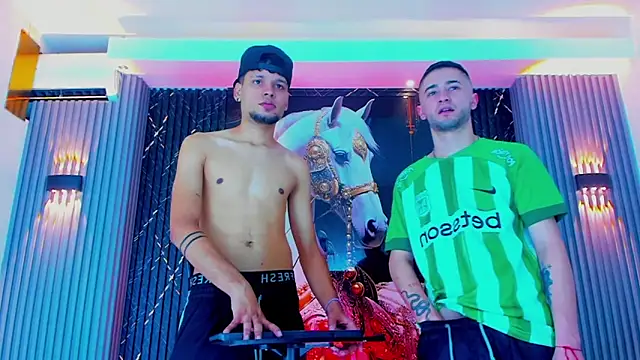 Dominic Max  online show from September 15, 2025, 4:56 am