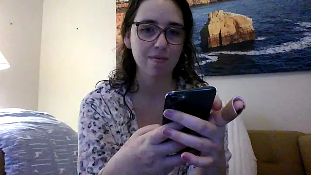 sweetsocalgirl online show from April 14, 2026, 1:55 am