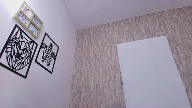 abbypratt online show from November 4, 2025, 7:02 pm