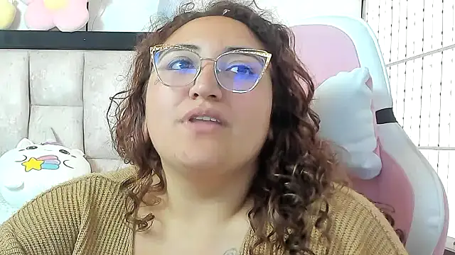 Snapshot of charlloteevans_X chatting on September 17, 2025, 4:08 pm charlloteevans X online show from September 17, 2025, 4:08 pm