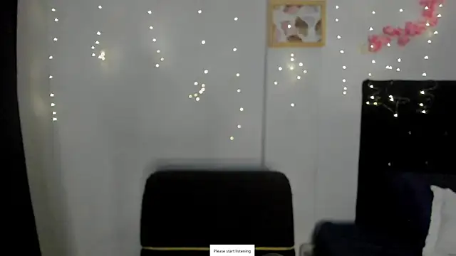Snapshot of MeganHoffmaan chatting on April 28, 2026, 12:53 am MeganHoffmaan online show from April 28, 2026, 12:53 am