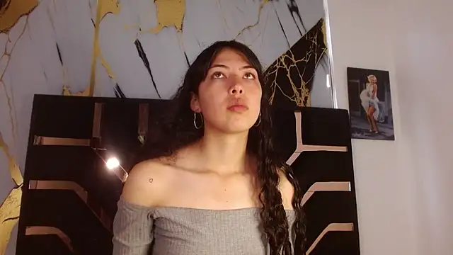 malejahotcs01 online show from September 19, 2025, 12:28 pm