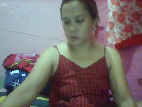 Snapshot of violen786 chatting on September 13, 2025, 12:16 pm violen786 online show from September 13, 2025, 12:16 pm