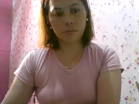 Snapshot of violen786 chatting on October 13, 2025, 7:30 am violen786 online show from October 13, 2025, 7:30 am