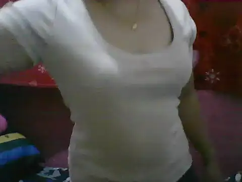 Snapshot of violen786 chatting on October 19, 2025, 11:44 am violen786 online show from October 19, 2025, 11:44 am