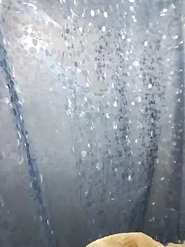 Lale-Adrian online show from March 25, 2026, 1:33 am