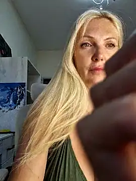 Monna online show from June 22, 2026, 4:59 pm