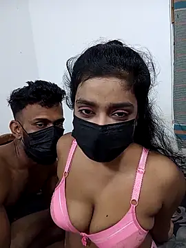 Darkchocosl8 online show from February 8, 2026, 6:39 am