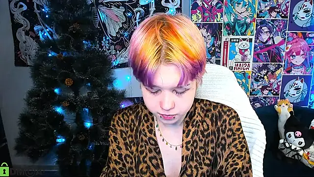 Snapshot of CarolineRichter chatting on January 10, 2026, 2:02 am CarolineRichter online show from January 10, 2026, 2:02 am