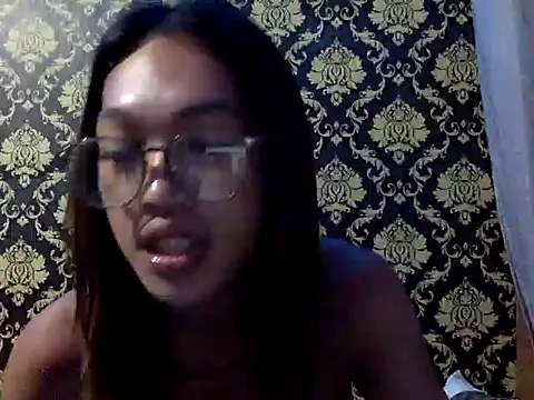 your wifey online show from September 15, 2025, 9:42 am