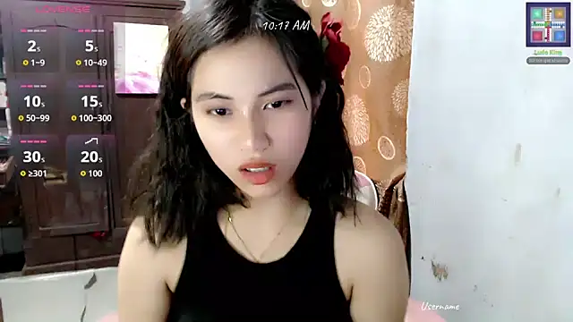 Rainea149 online show from July 17, 2026, 2:18 am