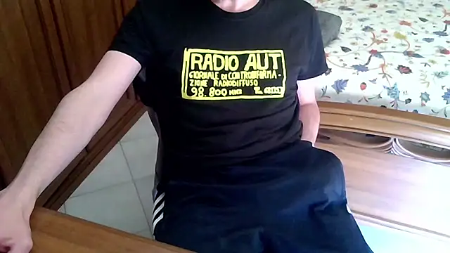 MisterX 99 online show from May 17, 2026, 1:18 pm