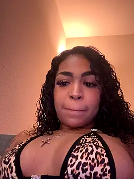 Snapshot of azaraxxxamor chatting on October 22, 2025, 10:09 pm azaraxxxamor online show from October 22, 2025, 10:09 pm