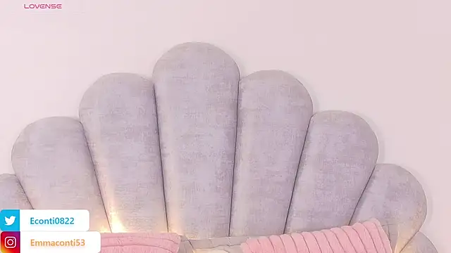 Snapshot of emma-conti2 chatting on September 19, 2025, 3:56 pm emma-conti2 online show from September 19, 2025, 3:56 pm