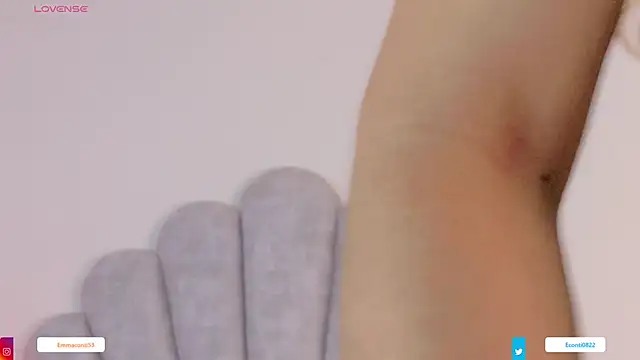 Snapshot of emma-conti2 chatting on February 27, 2026, 12:49 pm emma-conti2 online show from February 27, 2026, 12:49 pm