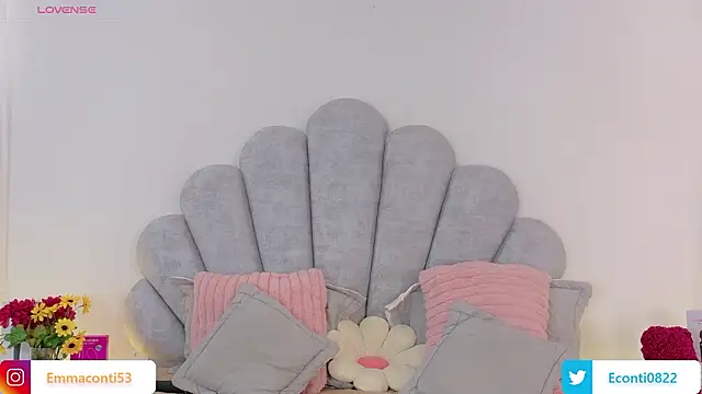 Snapshot of emma-conti2 chatting on February 28, 2026, 1:01 pm emma-conti2 online show from February 28, 2026, 1:01 pm