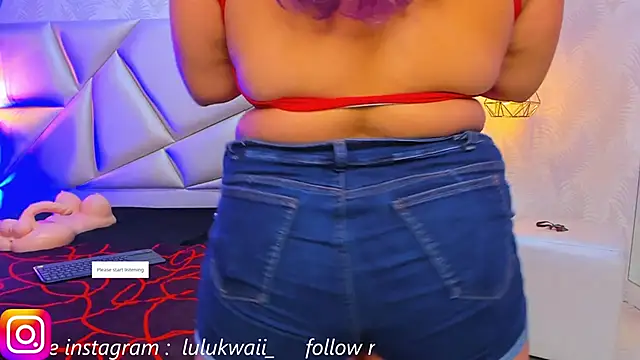 lulukawai16 online show from September 10, 2025, 7:25 pm