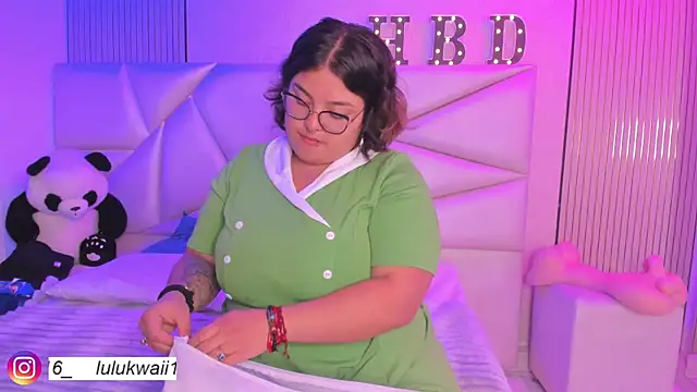 lulukawai16 online show from May 5, 2026, 7:11 pm