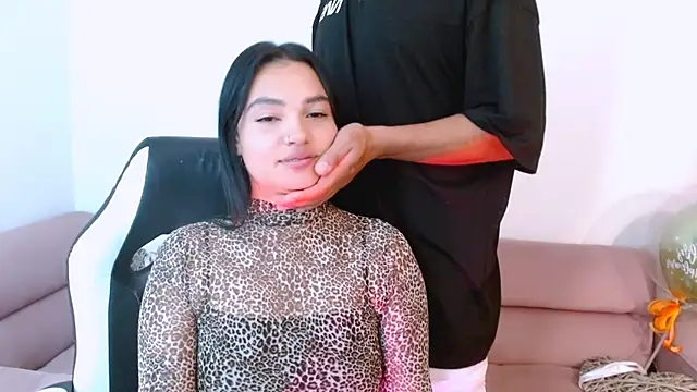 Snapshot of gaby_saikoz chatting on November 9, 2025, 12:31 am gaby saikoz online show from November 9, 2025, 12:31 am