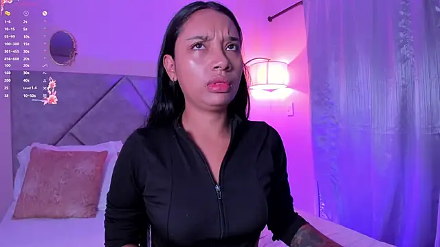 MissPocahontass online show from September 24, 2025, 11:35 am