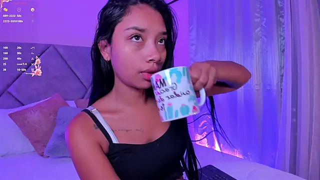 MissPocahontass online show from September 25, 2025, 11:47 am