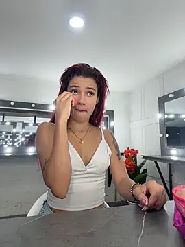 amber sparkle online show from June 21, 2026, 2:52 pm