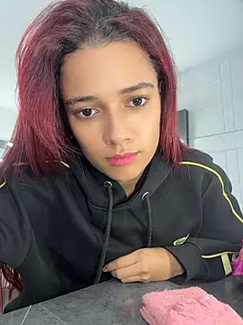 amber sparkle online show from July 1, 2026, 12:29 pm