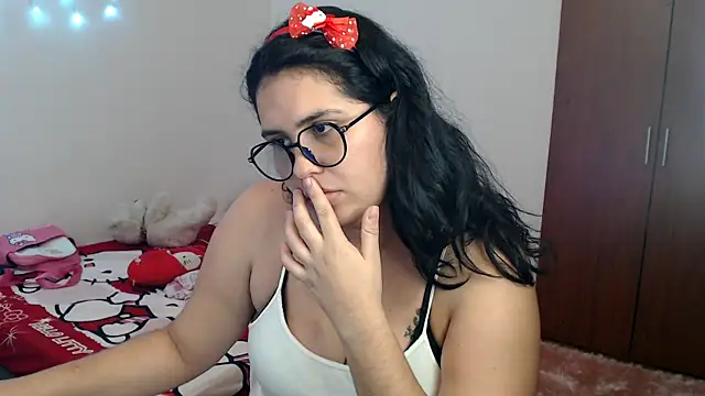 loverkitty506 online show from September 18, 2025, 8:22 pm