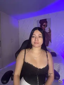 Snapshot of chloekitty69 chatting on October 24, 2025, 11:28 am chloekitty69 online show from October 24, 2025, 11:28 am