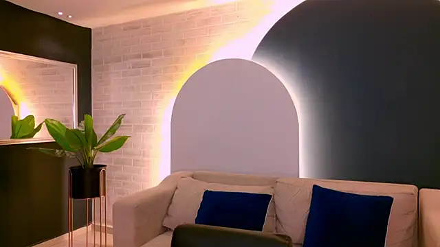 AgathaKondo  online show from November 14, 2025, 8:40 pm