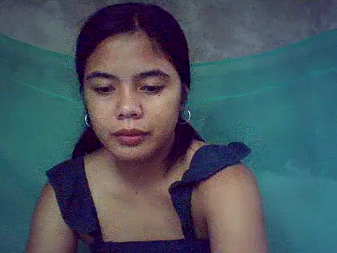 sweet heaven00 online show from October 25, 2025, 1:46 am