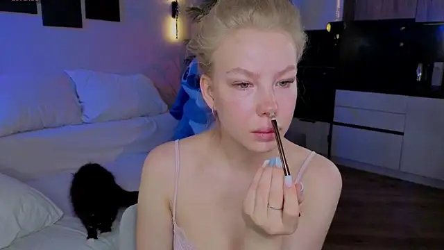 Snapshot of emilyshepar_d chatting on May 13, 2026, 1:36 am emilyshepar d online show from May 13, 2026, 1:36 am