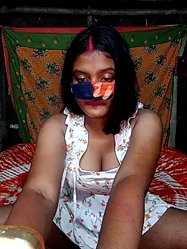 RAYI Queen 4 online show from October 8, 2025, 4:15 pm