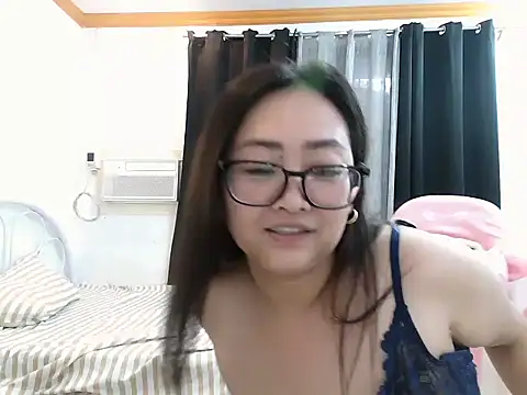 Snapshot of Wetmedaddyxxx chatting on June 8, 2026, 2:01 am Wetmedaddyxxx online show from June 8, 2026, 2:01 am