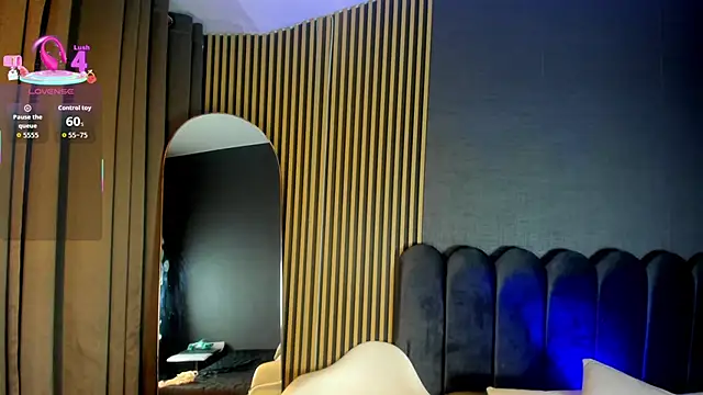 Gina 77 online show from October 30, 2025, 12:28 pm