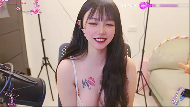 Yucheng  520 online show from April 23, 2026, 6:58 am