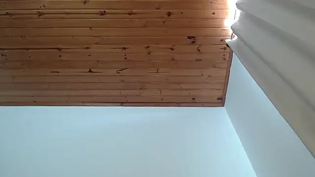 Milf Valeria online show from June 1, 2026, 3:25 pm