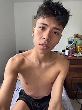 MaxiWildd online show from June 8, 2026, 1:22 pm