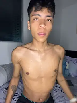 MaxiWildd online show from June 15, 2026, 1:41 am