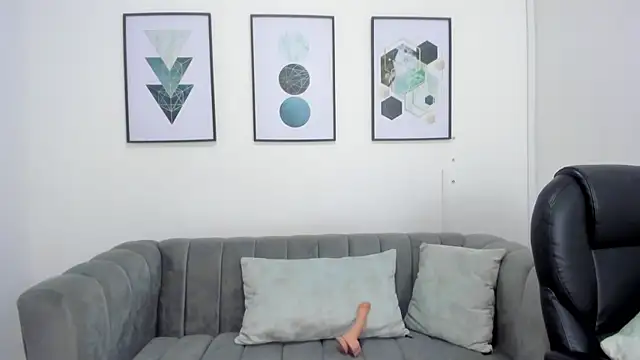 violettasweet   online show from October 9, 2025, 1:31 pm